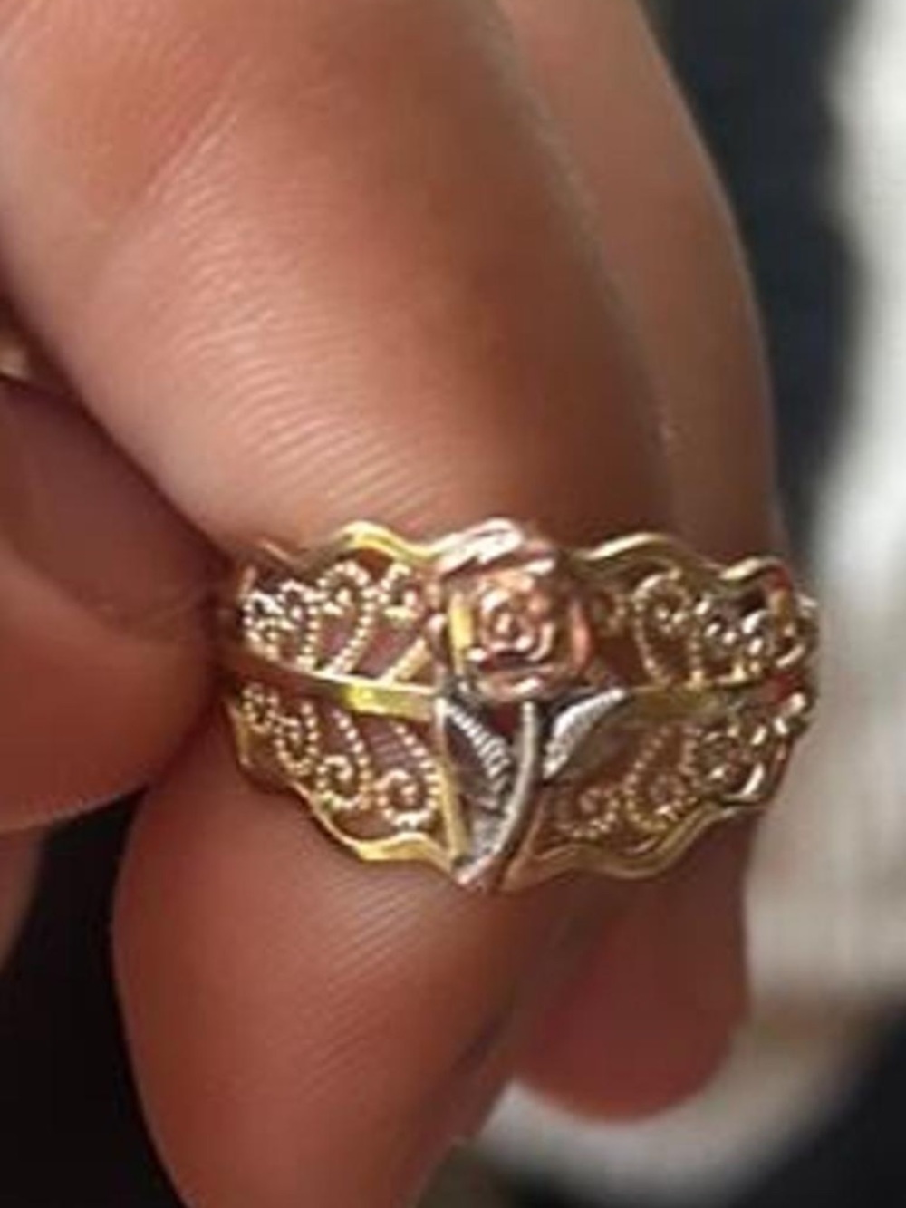 Solid gold 10K Rose Motif Two-Tone Gold Floral Ring - Women's Jewelry size 6 1/2